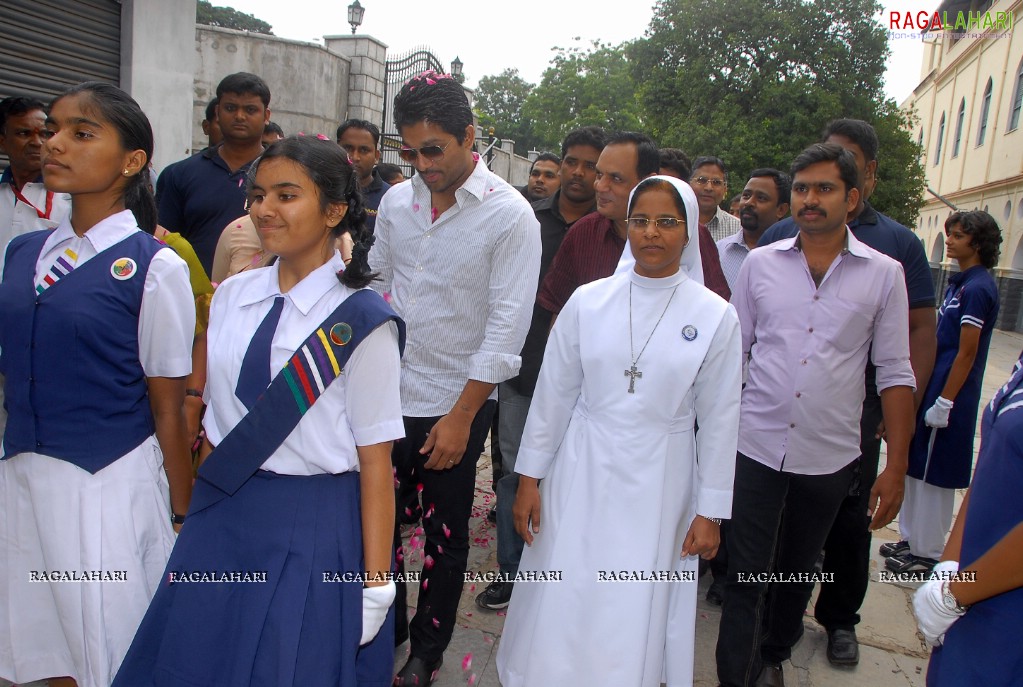 Allu Arjun supports Anti Child Labour