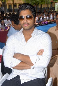 Allu Arjun promotes Anti Child Labour