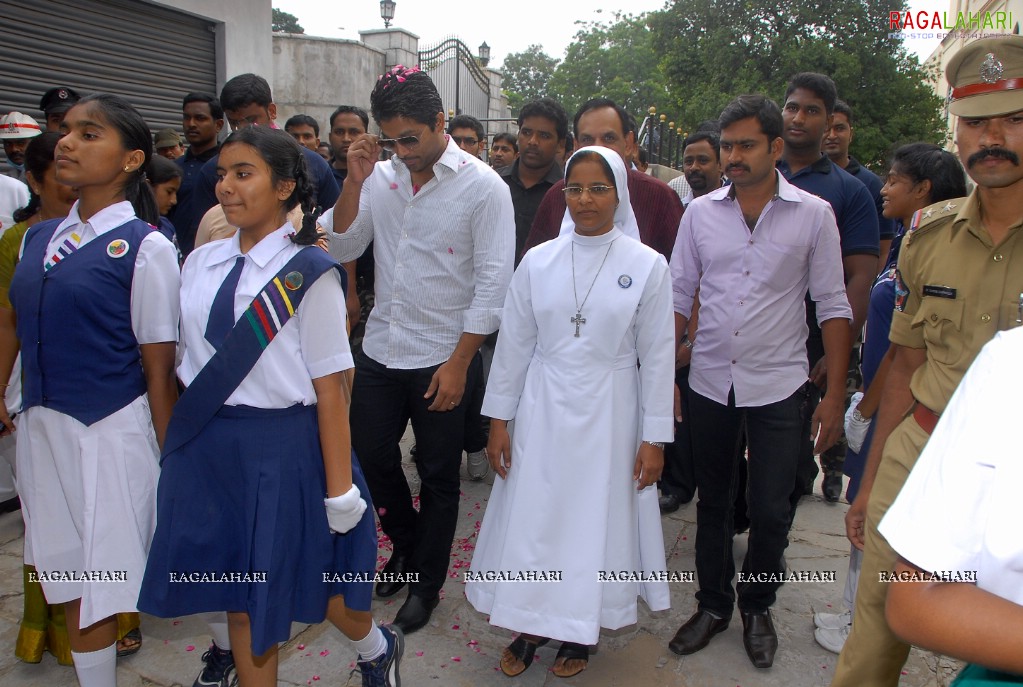 Allu Arjun supports Anti Child Labour