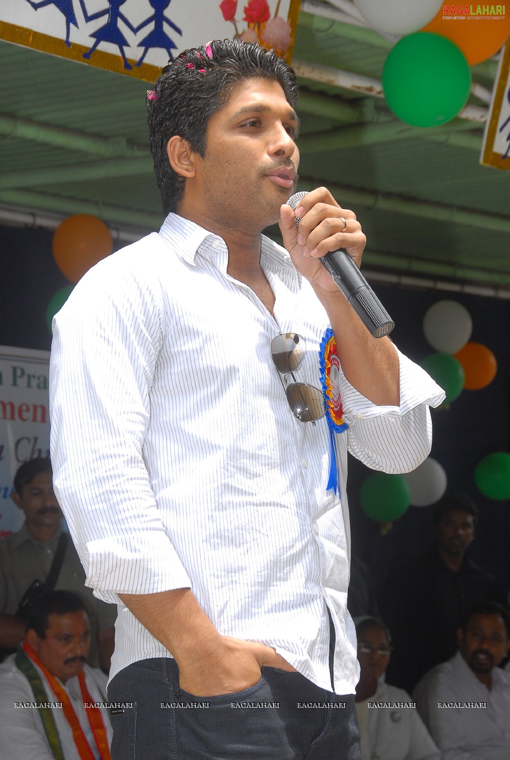 Allu Arjun supports Anti Child Labour