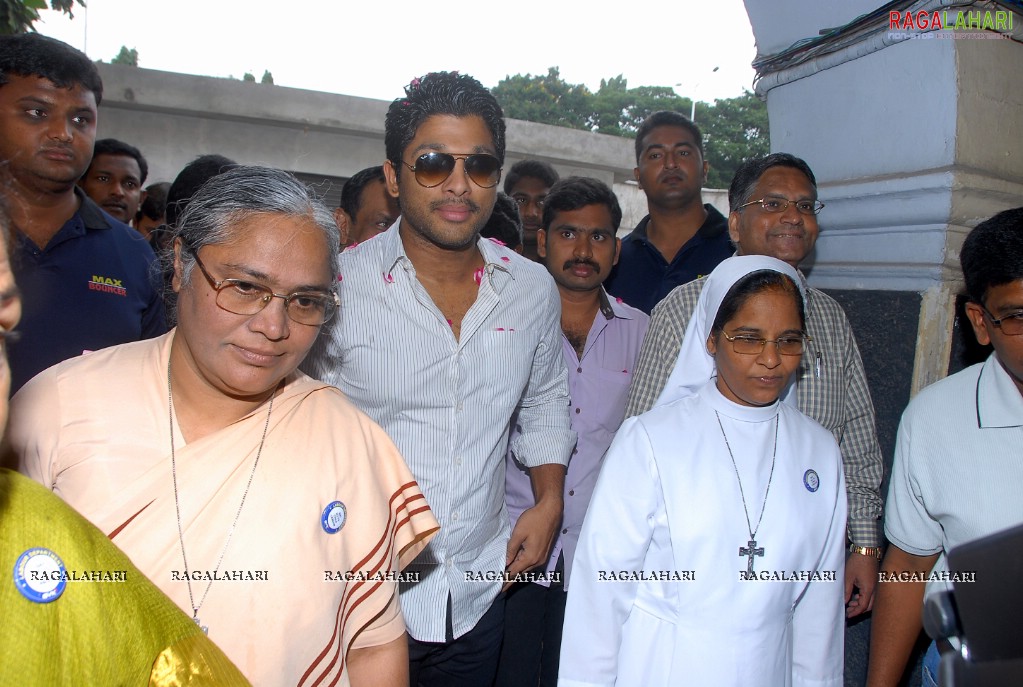 Allu Arjun supports Anti Child Labour