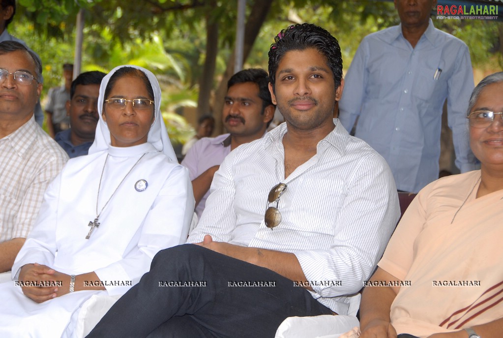 Allu Arjun supports Anti Child Labour