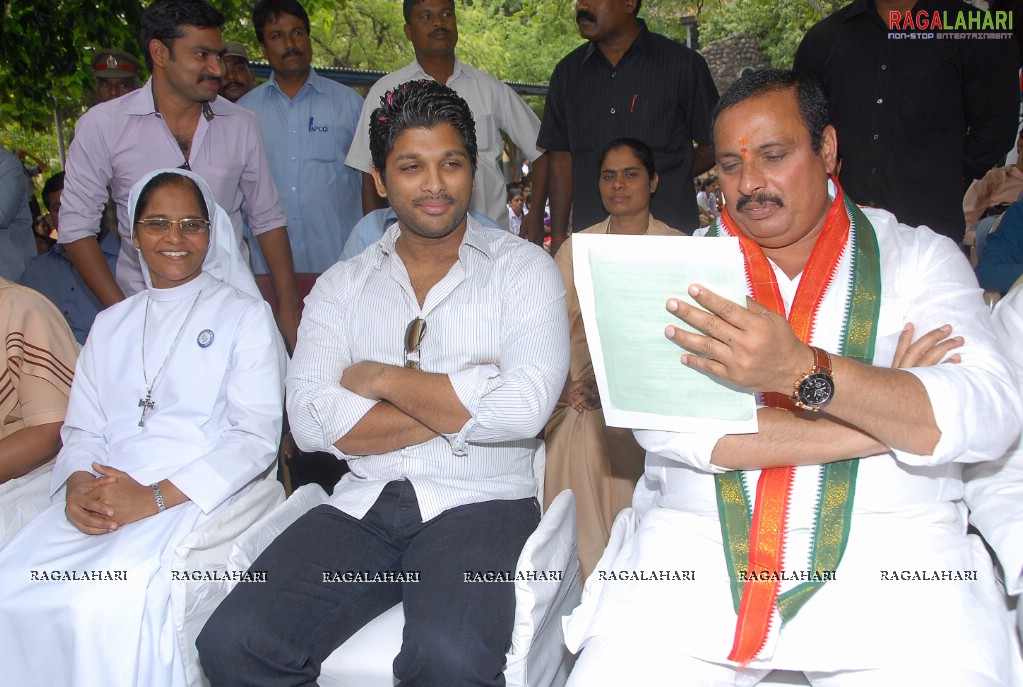 Allu Arjun supports Anti Child Labour