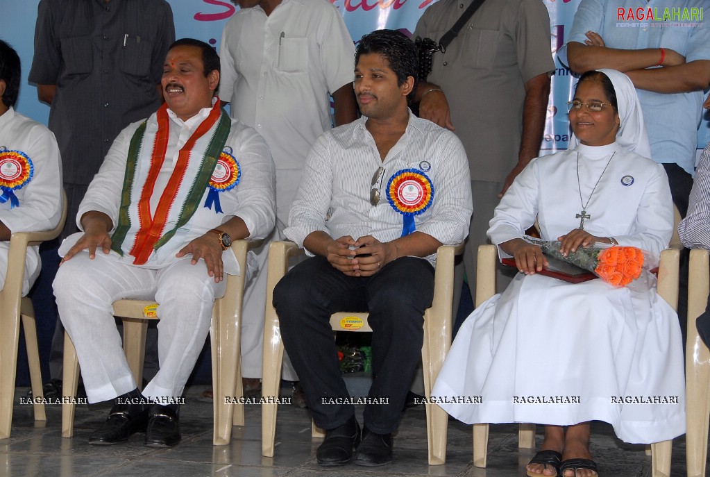 Allu Arjun supports Anti Child Labour