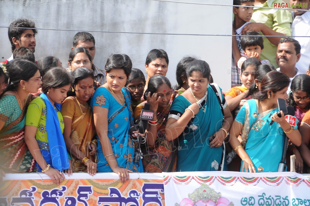 Balapur Ganesh Laddu Auction and Ganesh Nimajjanam 2011