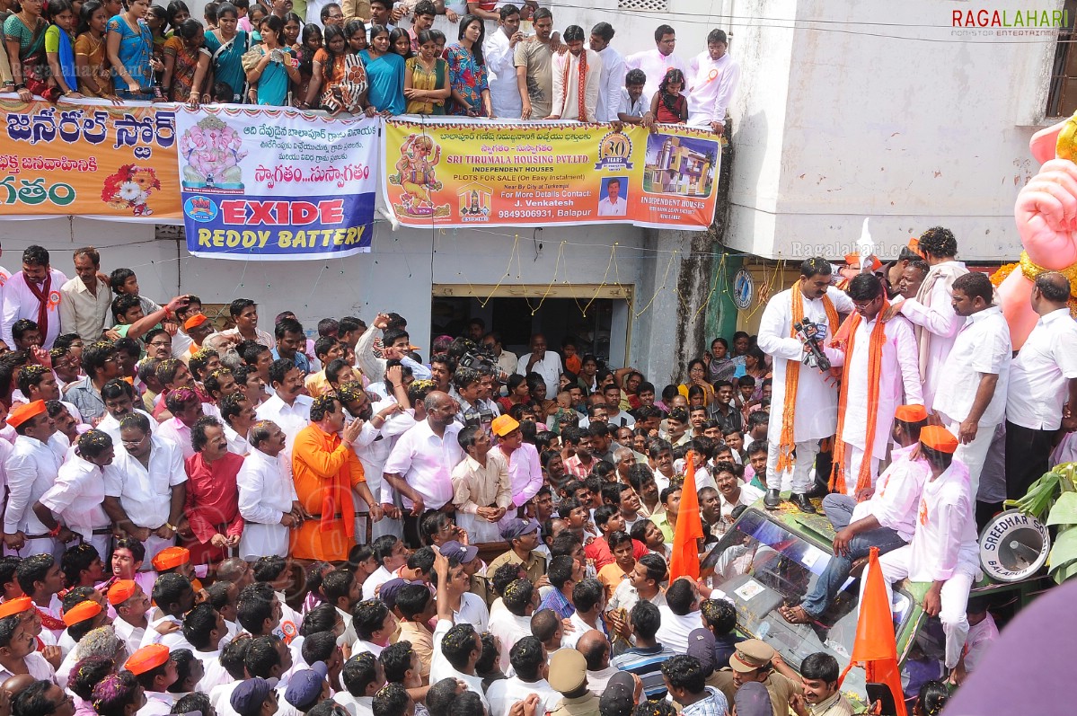 Balapur Ganesh Laddu Auction and Ganesh Nimajjanam 2011