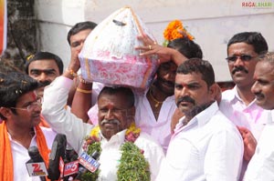 Balapur Ganesh Laddu Auction and Ganesh Nimajjanam 2011