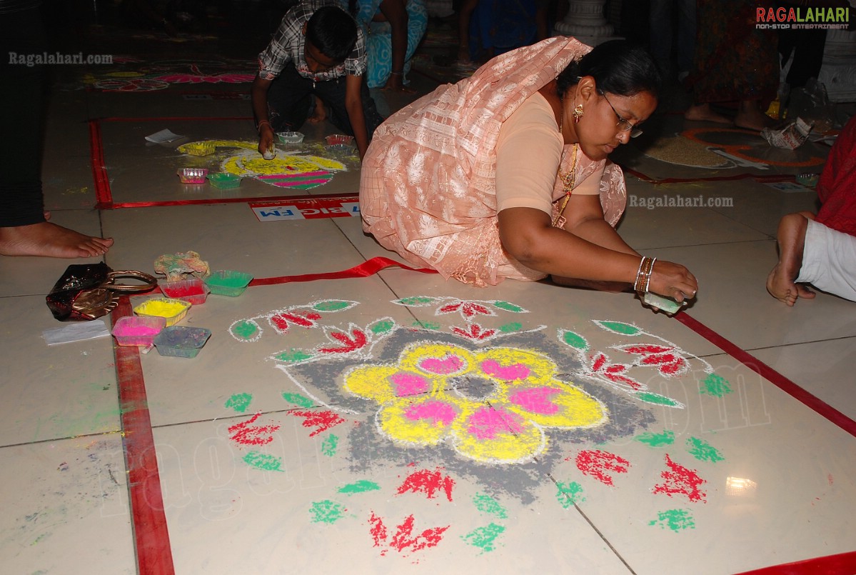 Lakshmi Manchu Performs Special Puja at Big Green Ganesha