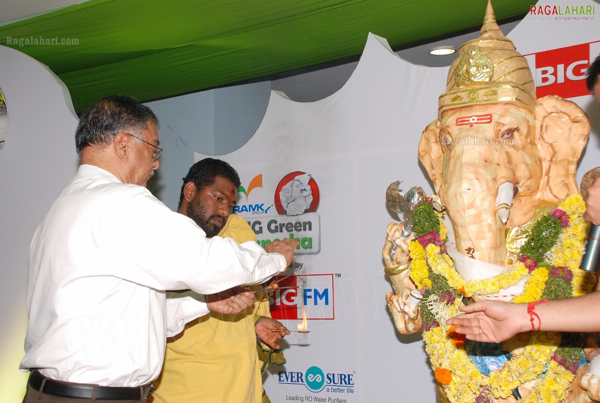 Lakshmi Manchu Performs Special Puja at Big Green Ganesha