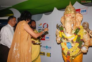 Lakshmi Manchu Performs Special Puja at Big Green Ganesha