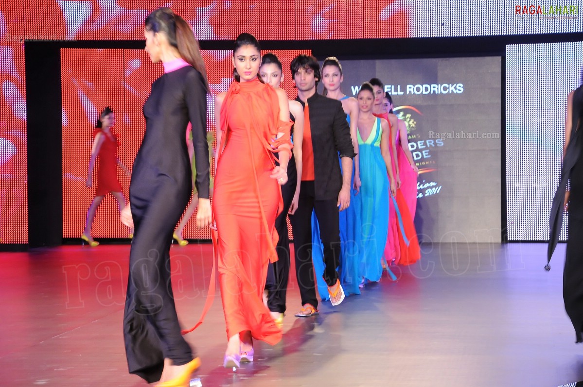 Blenders Pride Fashion Tour 2011 (Day 1)