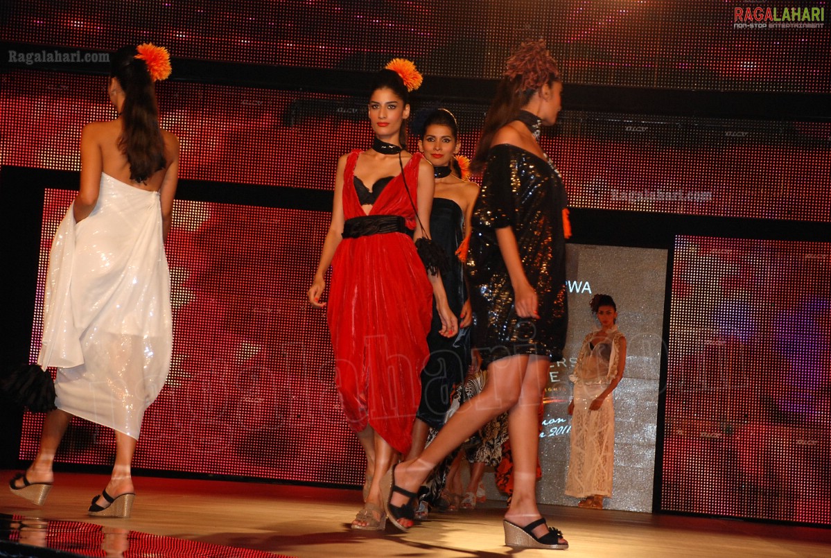 Blenders Pride Fashion Tour 2011 (Day 1)