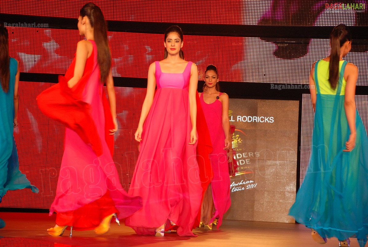 Blenders Pride Fashion Tour 2011 (Day 1)