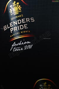 Malaika Arora Khan, Genelia and Dia Mirza's Ramp Walk at Blenders Pride Fashion Tour 2011