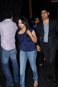 Malaika Arora Khan, Genelia and Dia Mirza's Ramp Walk at Blenders Pride Fashion Tour 2011