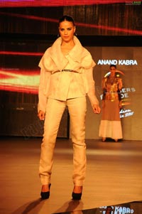 Malaika Arora Khan, Genelia and Dia Mirza's Ramp Walk at Blenders Pride Fashion Tour 2011