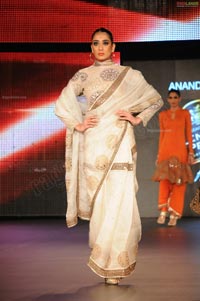 Malaika Arora Khan, Genelia and Dia Mirza's Ramp Walk at Blenders Pride Fashion Tour 2011