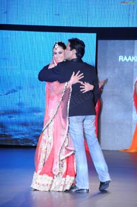 Malaika Arora Khan, Genelia and Dia Mirza's Ramp Walk at Blenders Pride Fashion Tour 2011