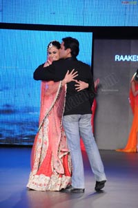 Malaika Arora Khan, Genelia and Dia Mirza's Ramp Walk at Blenders Pride Fashion Tour 2011