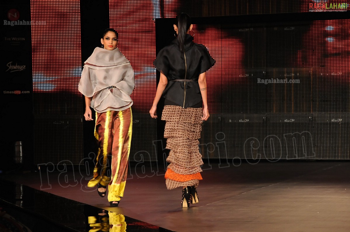 Blenders Pride Fashion Tour 2011 (Day 2)