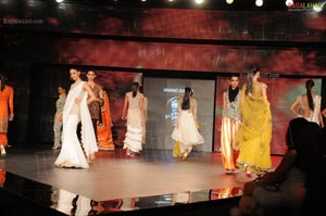 Malaika Arora Khan, Genelia and Dia Mirza's Ramp Walk at Blenders Pride Fashion Tour 2011