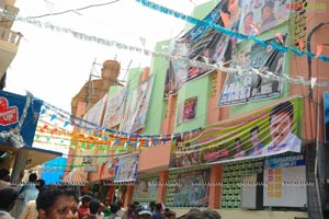 Dhookudu Hungama at RTC X Roads