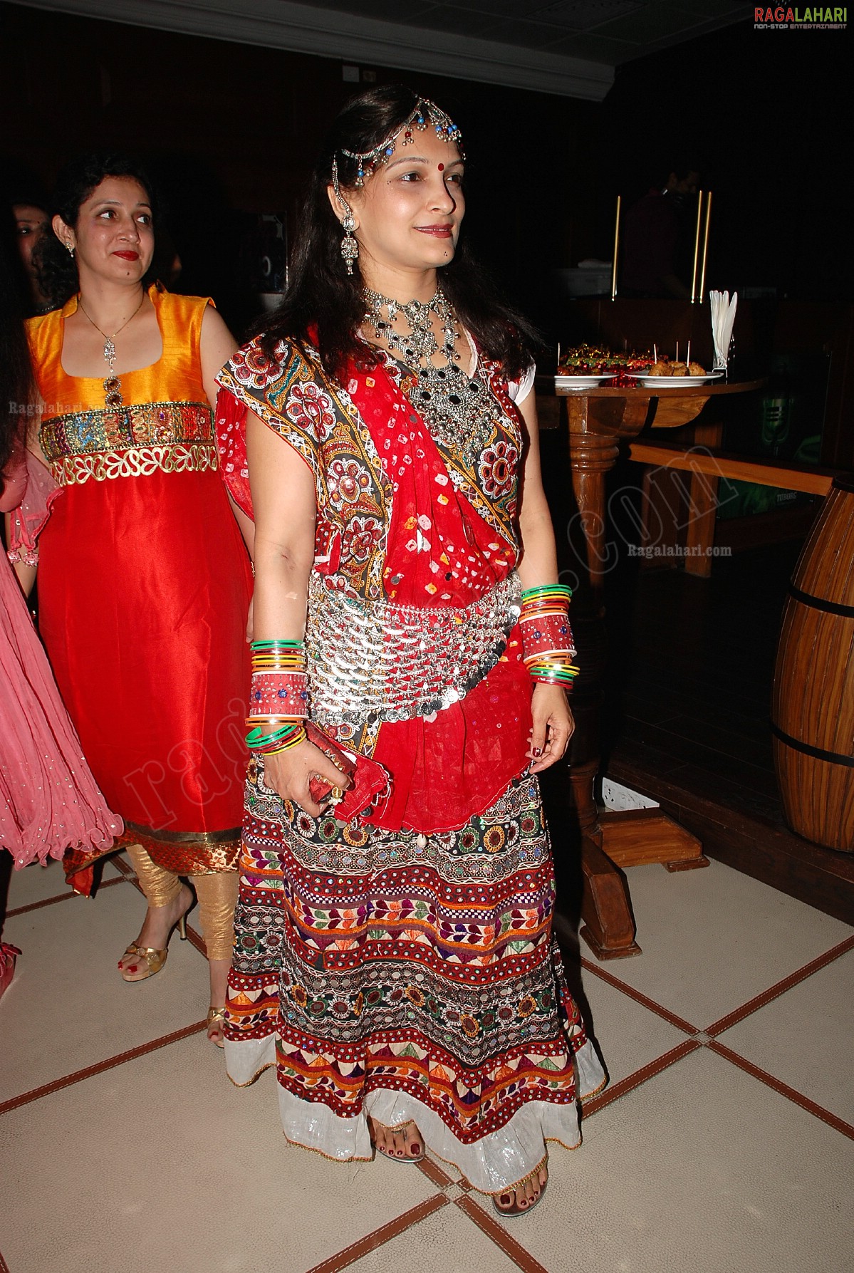 Elite Divaz Ladies Club's Disco Dandiya Ras 2011