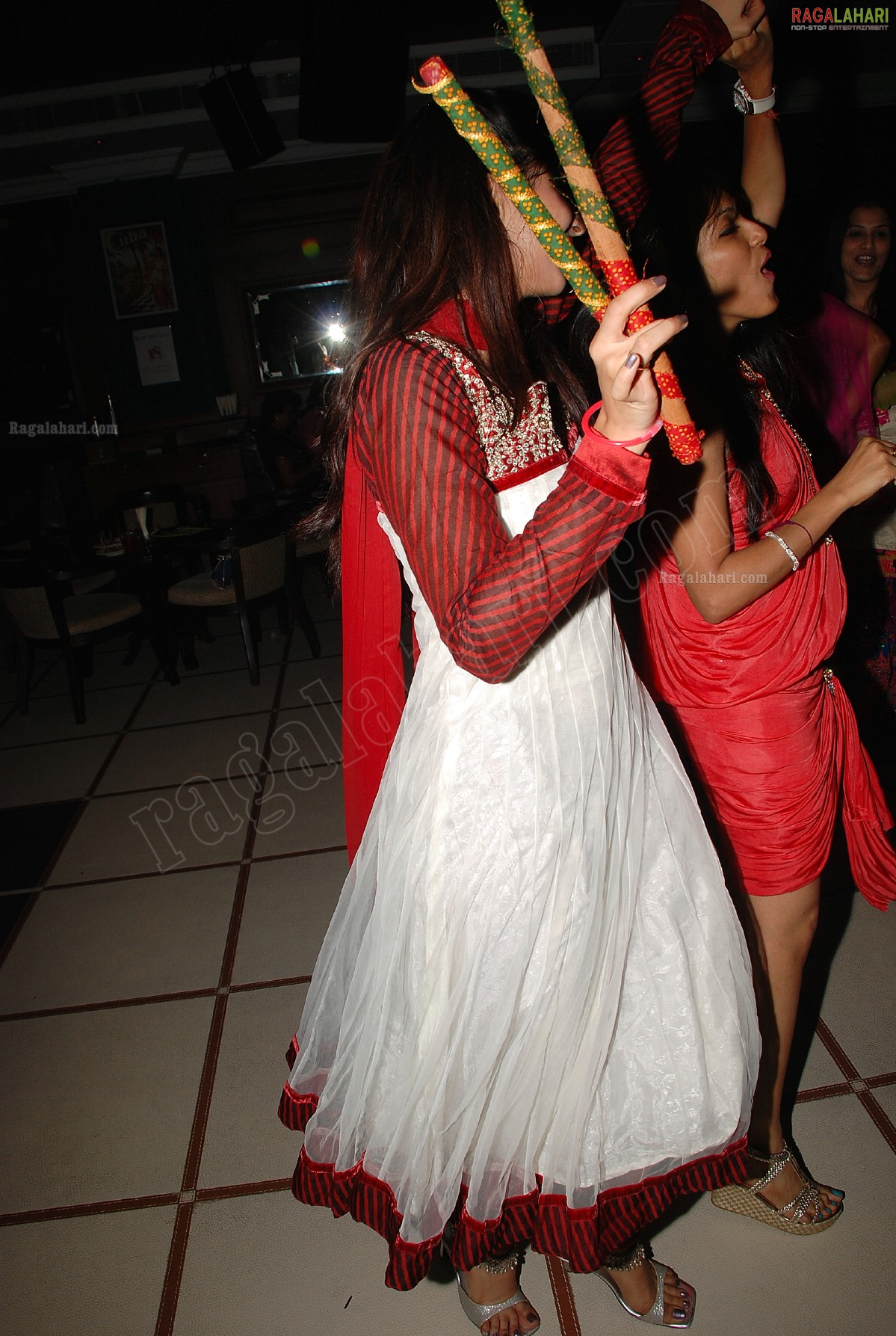 Elite Divaz Ladies Club's Disco Dandiya Ras 2011