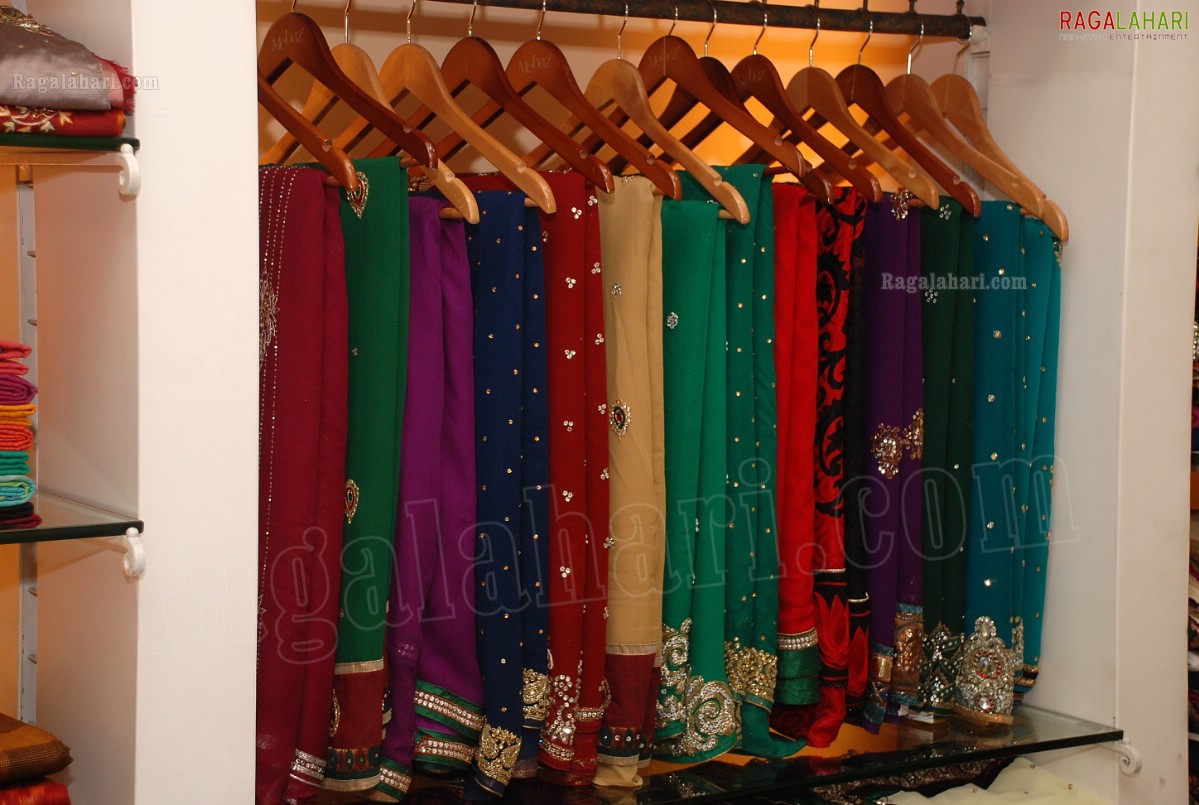 Launch of Festival & Designer Wedding Collection 2011 at Mebaz