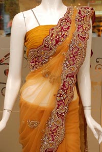 Launch of Festival & Designer Weddng Collection 2011 @ Mebaz 