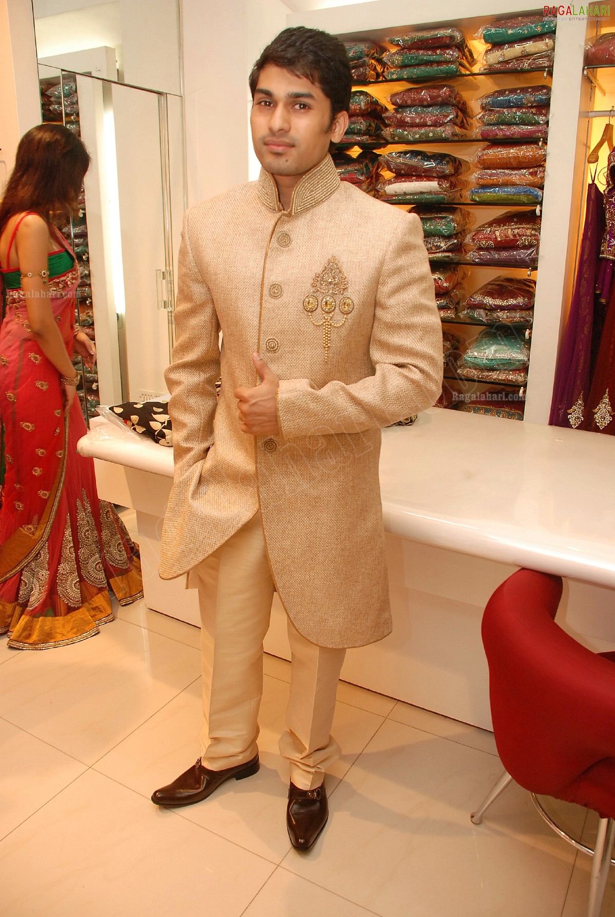 Launch of Festival & Designer Wedding Collection 2011 at Mebaz