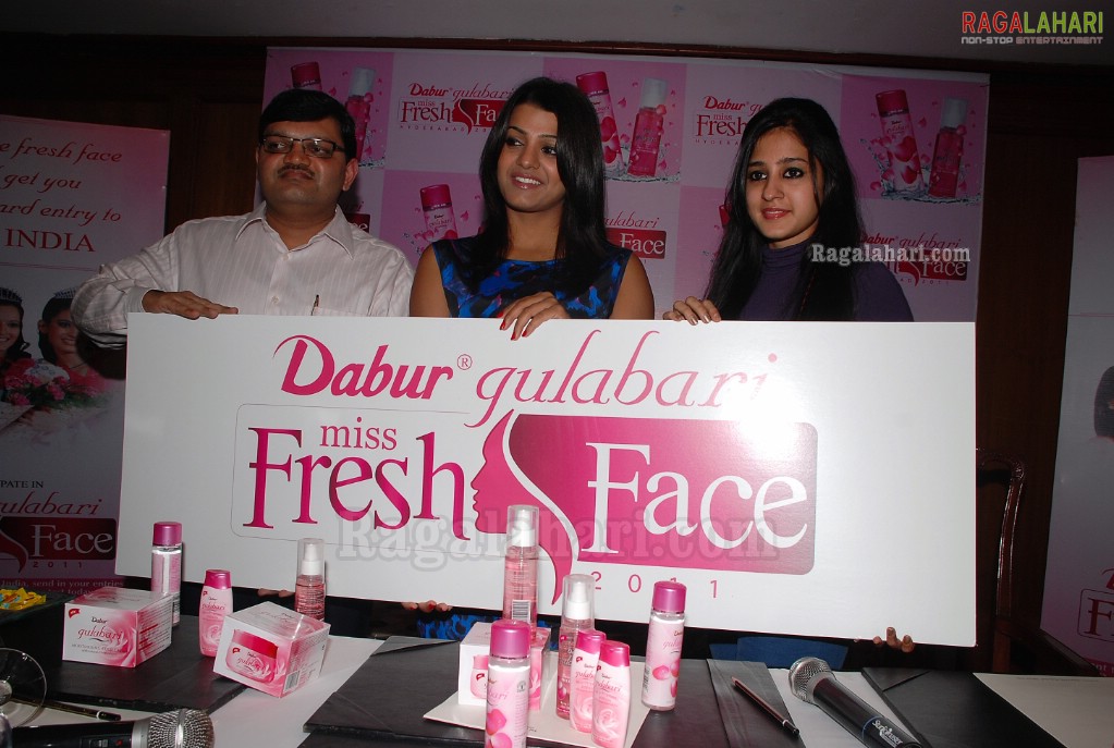 Curtain Raiser Ceremony of Dabur Gulabari Fresh Face of Hyderabad