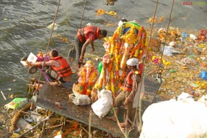 Hyderabad Ganesha Nimmajjanam 2011