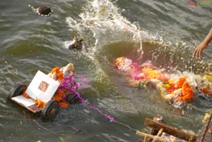 Hyderabad Ganesha Nimmajjanam 2011