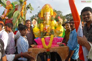 Hyderabad Ganesha Nimmajjanam 2011