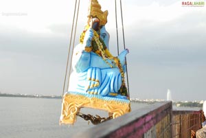 Hyderabad Ganesha Nimmajjanam 2011