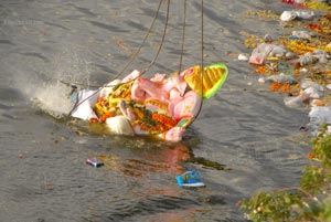 Hyderabad Ganesha Nimmajjanam 2011