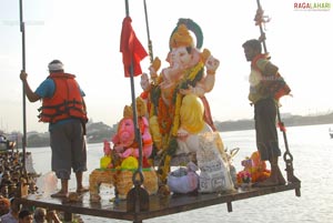 Hyderabad Ganesha Nimmajjanam 2011