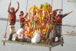 Hyderabad Ganesha Nimmajjanam 2011