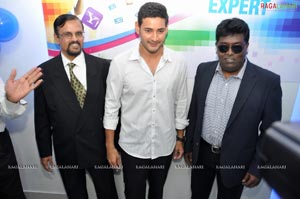 Mahesh Babu Launches Univercell at Madhapur