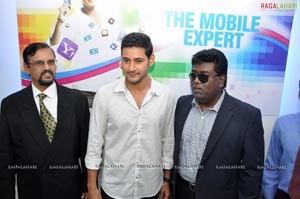 Mahesh Babu Launches Univercell at Madhapur