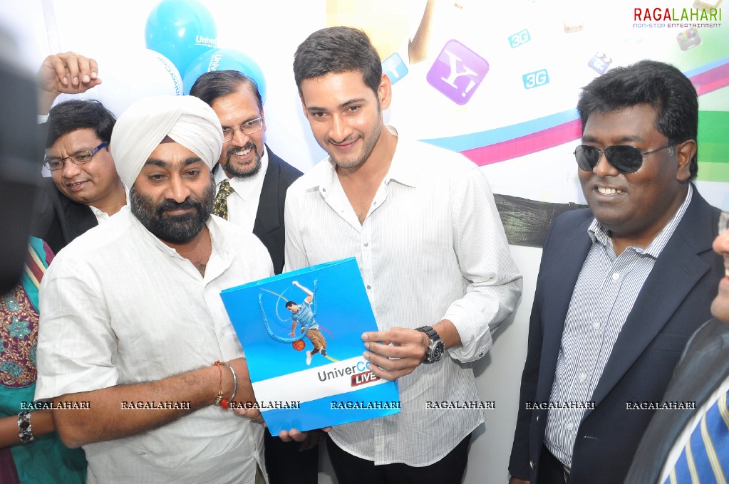 Mahesh Babu launches Univercell at Madhapur