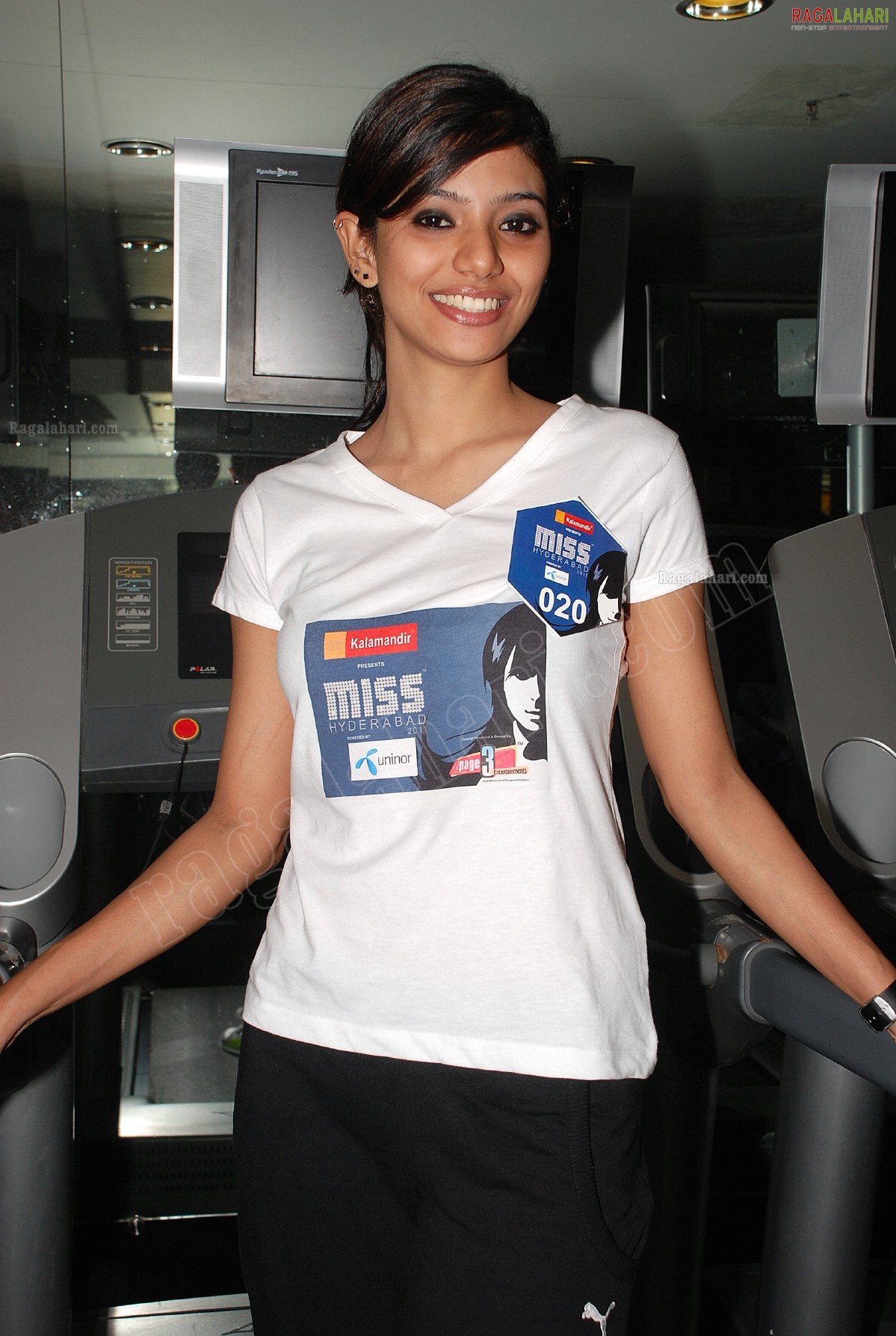  Miss Hyderabad 2011 Grooming Session at Talwalkars