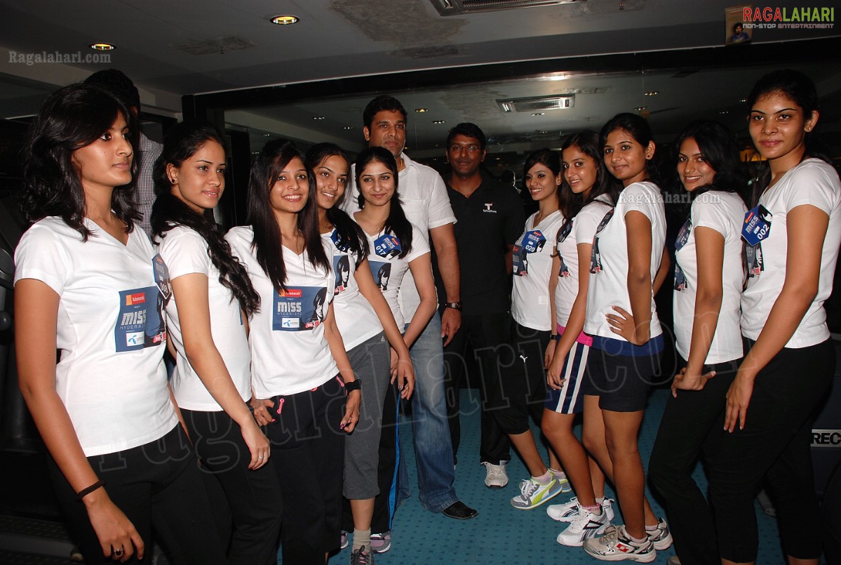  Miss Hyderabad 2011 Grooming Session at Talwalkars