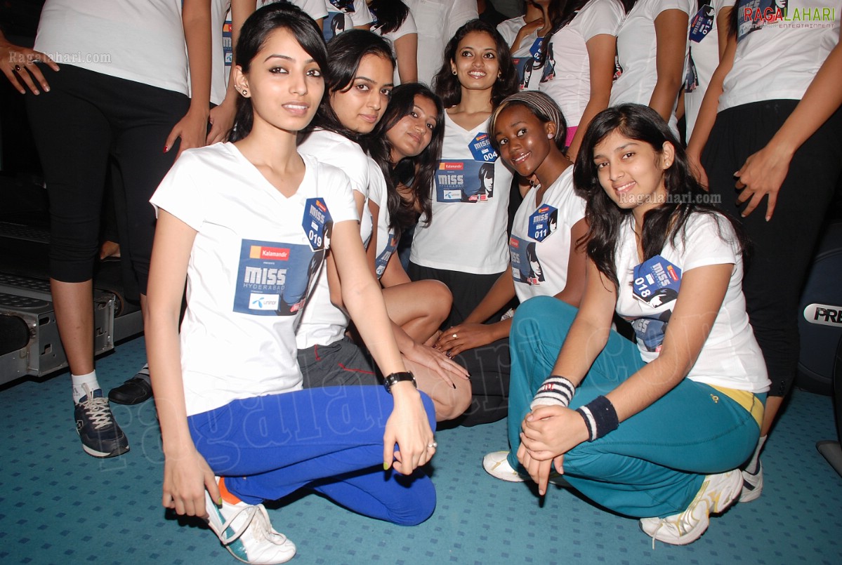  Miss Hyderabad 2011 Grooming Session at Talwalkars