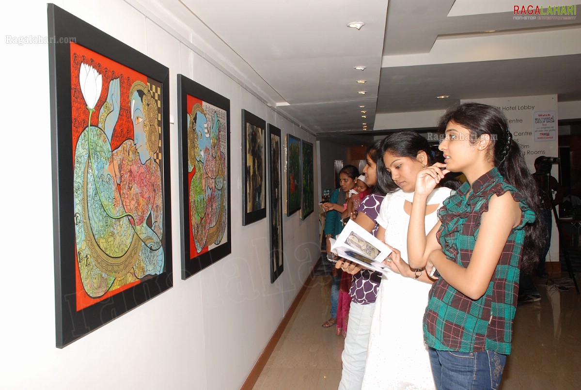 Multiversal - Group Art Show