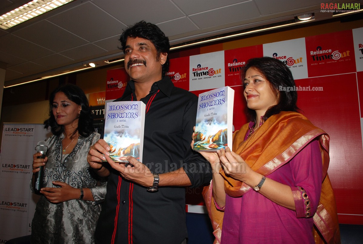 Nagarjuna-Amala Launches the Book 'Blossom Showers' by Giselle Mehta