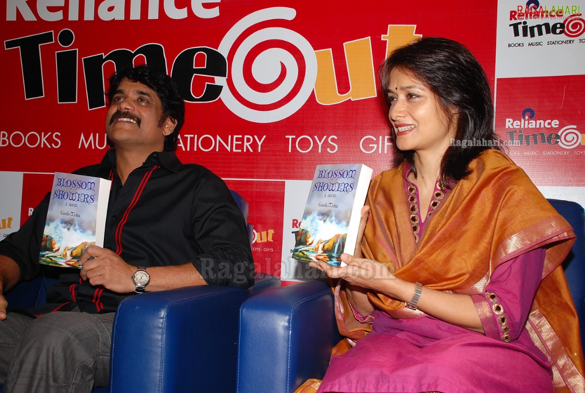 Nagarjuna-Amala Launches the Book 'Blossom Showers' by Giselle Mehta
