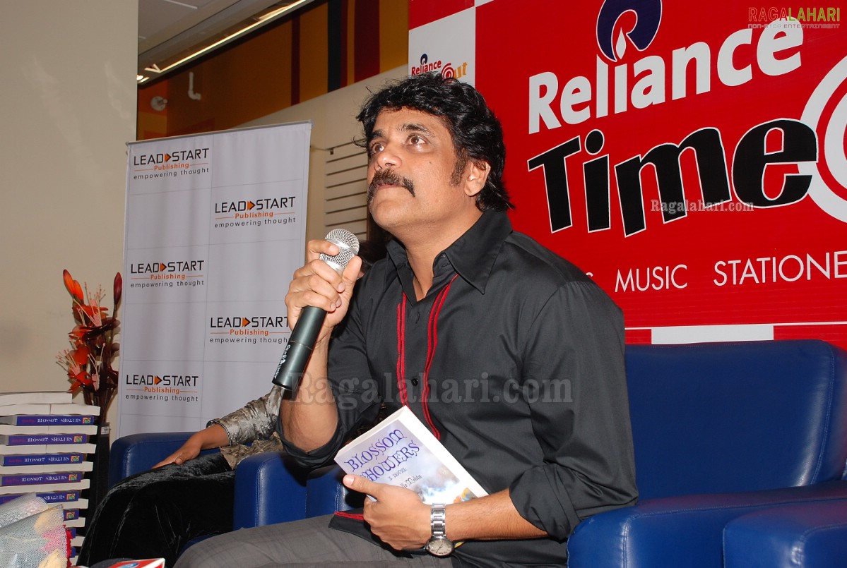 Nagarjuna-Amala Launches the Book 'Blossom Showers' by Giselle Mehta