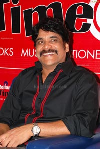 Nagarjuna-Amala Launchesthe Book 'Blossom Showers' by Giselle Mehta